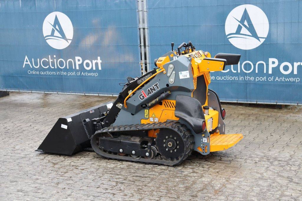 Skid steer loader Giant GS950T Diesel 2025