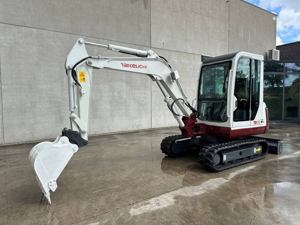 Midigraafmachine Takeuchi TB135 Diesel 2014