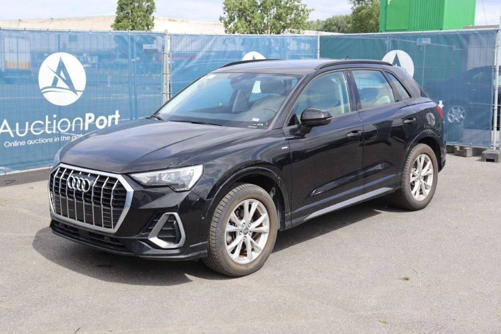 SUV Audi Q3 Benzin 150 PS 2019 (Marge)