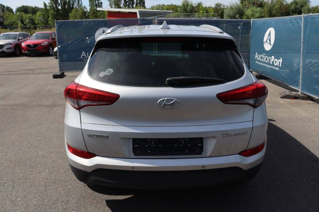 SUV Hyundai Tucson Benzin 132 PS 2016 (Marge)
