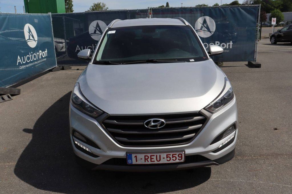 SUV Hyundai Tucson Benzin 132 PS 2016 (Marge)