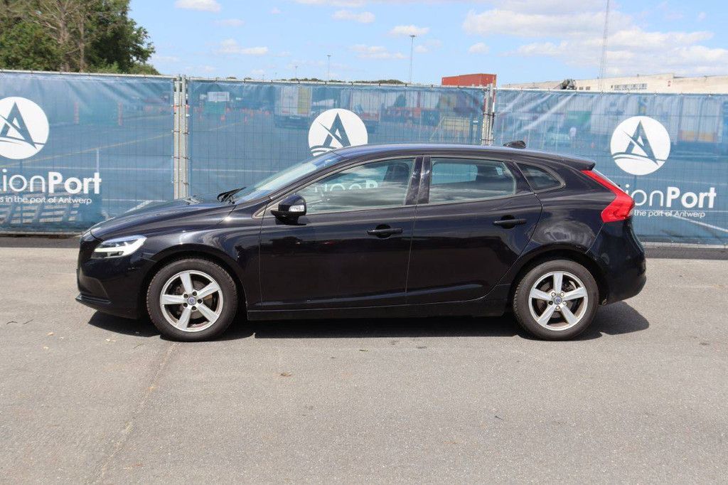 Pkw Volvo V40 Diesel 120 PS 2018 (Margin)