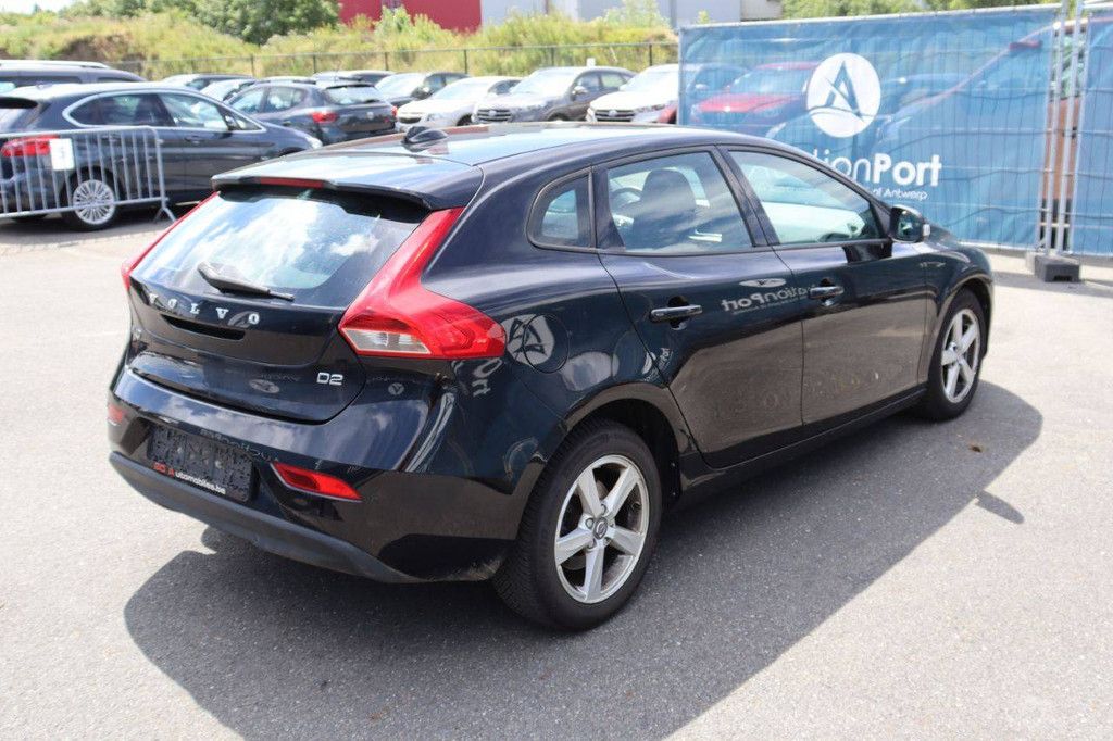 Pkw Volvo V40 Diesel 120 PS 2018 (Margin)