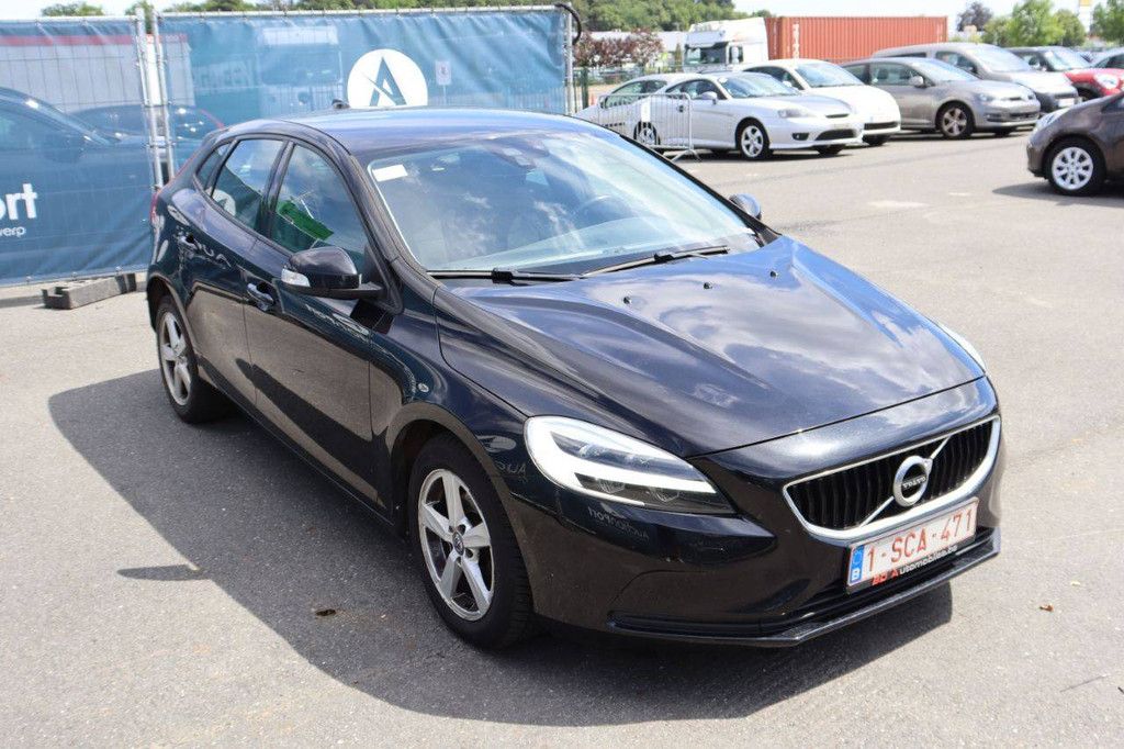 Pkw Volvo V40 Diesel 120 PS 2018 (Margin)