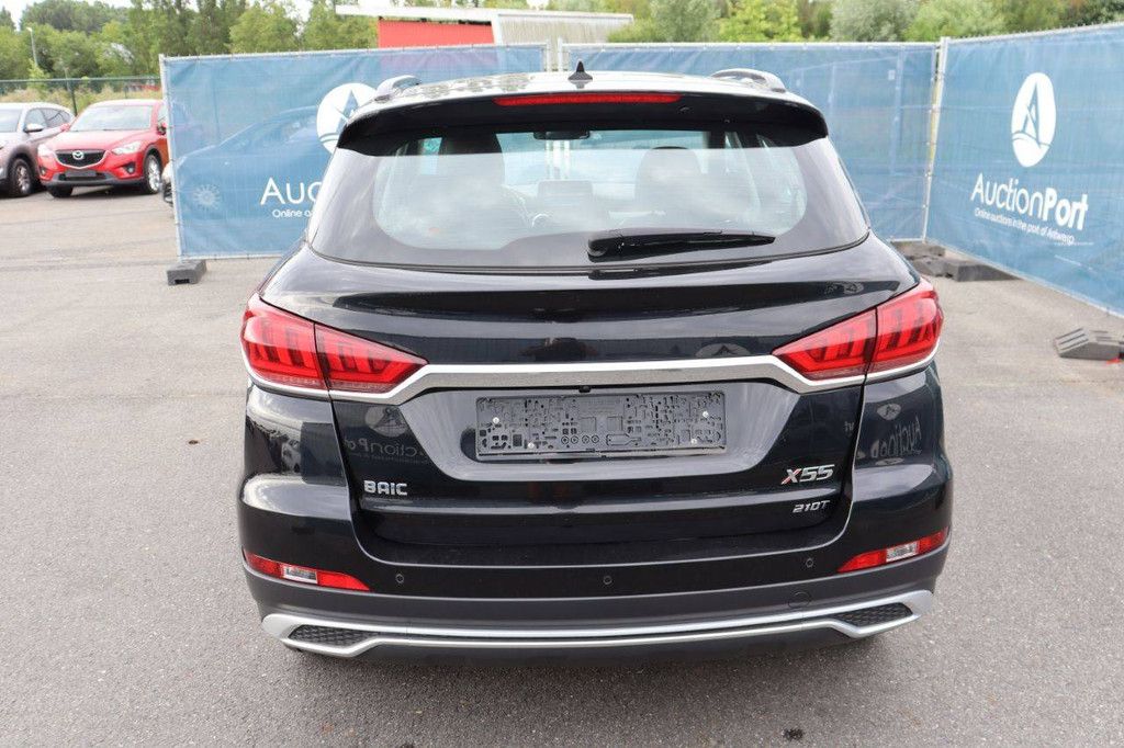 SUV BAIC X55 Turbo Benzin/CNG 136 PS 2023 (Marge)