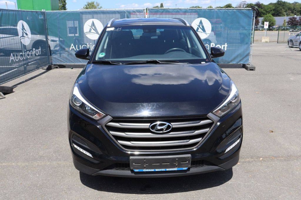SUV Hyundai Tucson Benzin 132 PS 2015 (Margin)