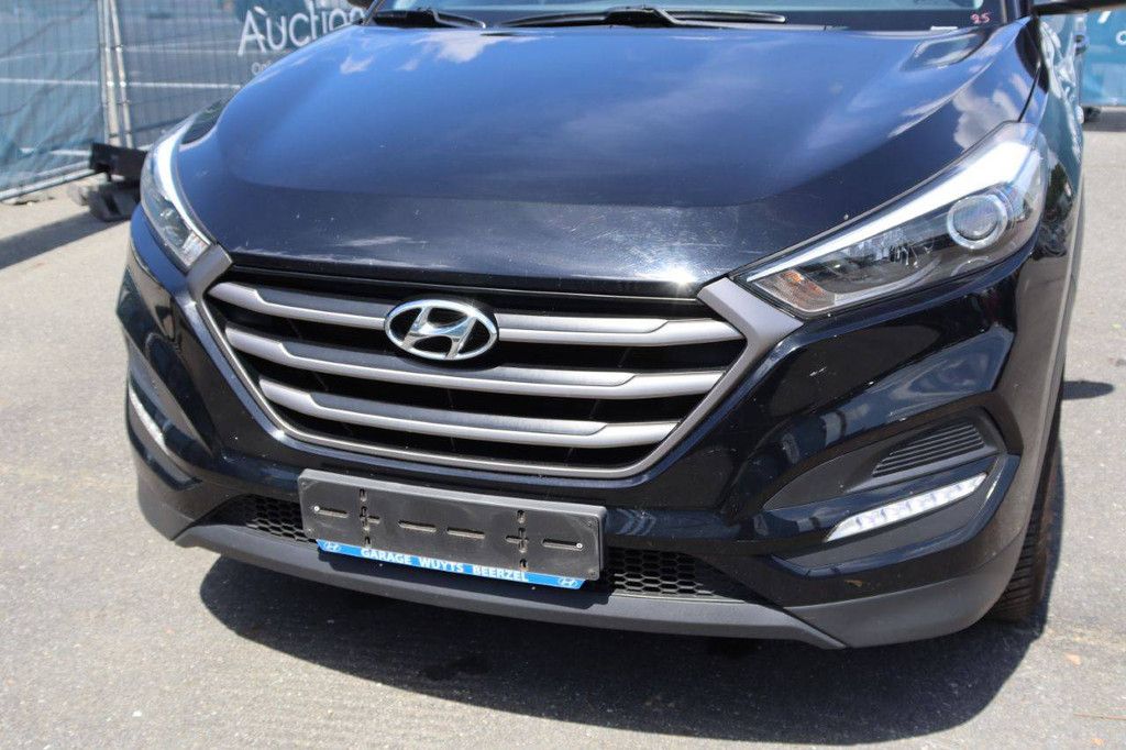 SUV Hyundai Tucson Benzin 132 PS 2015 (Margin)