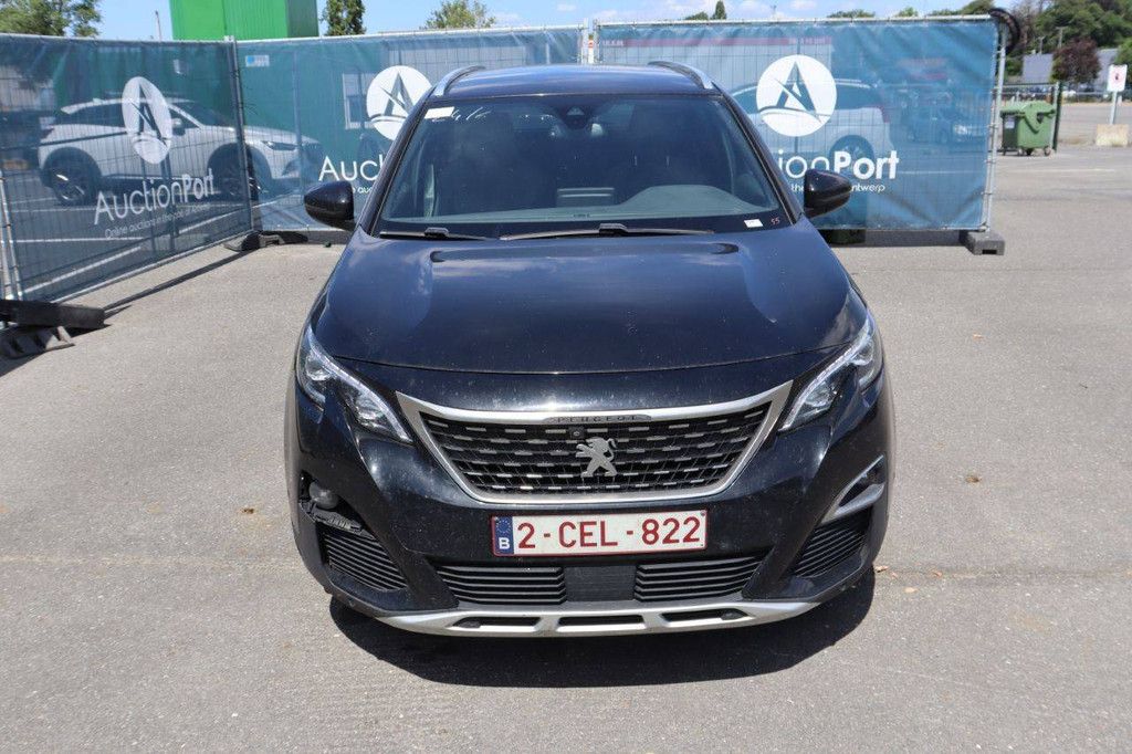 SUV Peugeot 5008 Diesel 115 PS 2017 (Margin)
