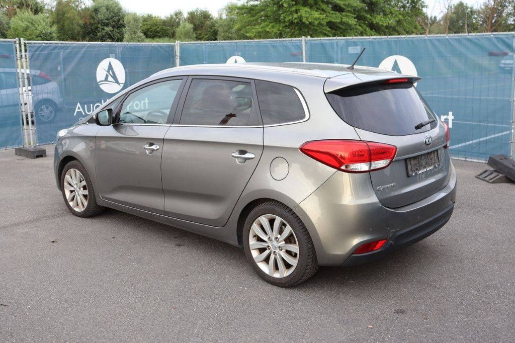 Pkw Kia Carens Benzin 135 PS 2014 (Margin)