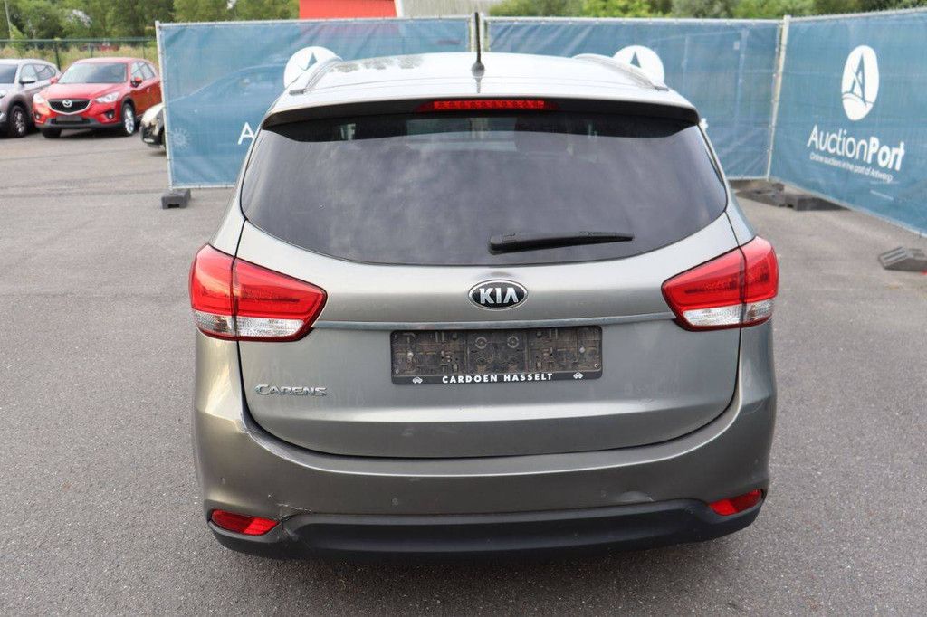 Pkw Kia Carens Benzin 135 PS 2014 (Margin)