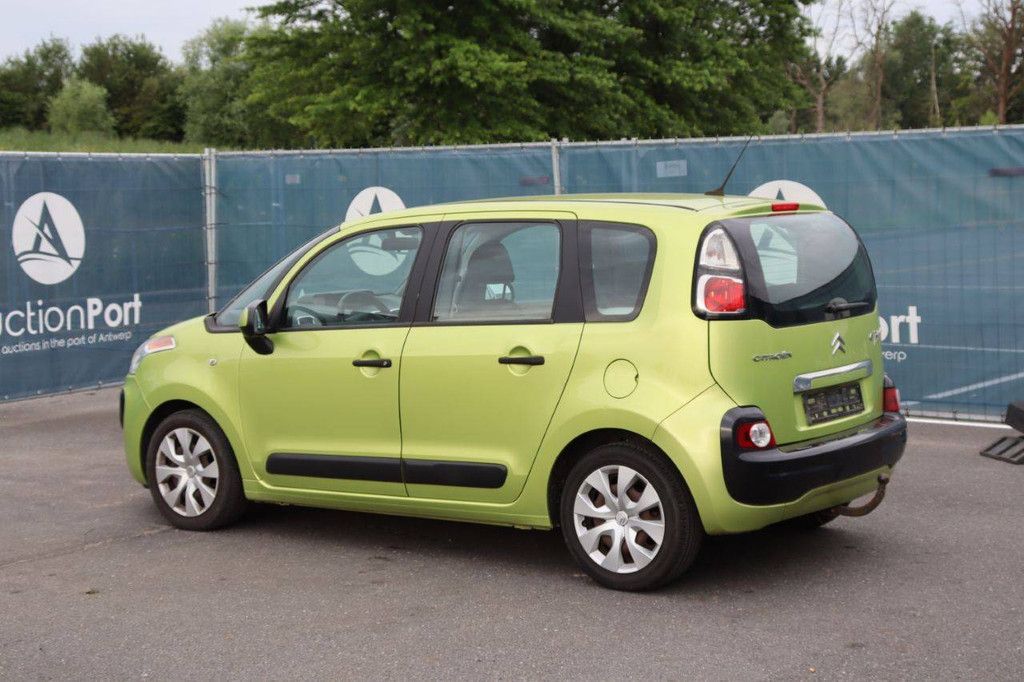 Pkw Citroen C3 Picasso Benzin 95 PS 2012 (Margin)