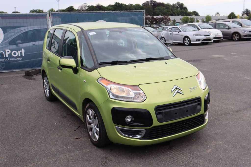 Pkw Citroen C3 Picasso Benzin 95 PS 2012 (Margin)