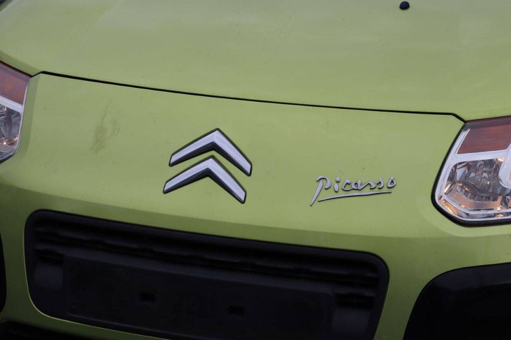 Pkw Citroen C3 Picasso Benzin 95 PS 2012 (Margin)