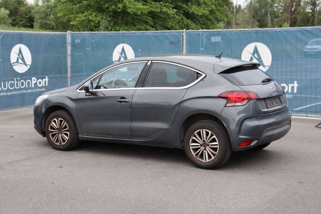 Pkw Citroen DS4 Benzin 120 PS 2014 (Margin)