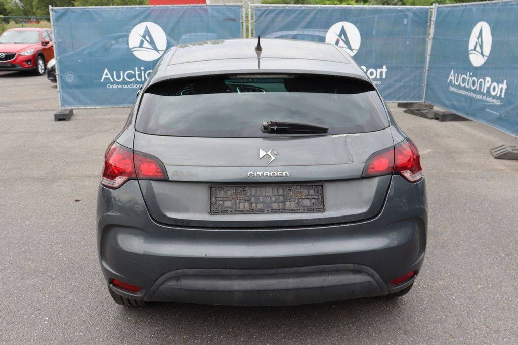 Pkw Citroen DS4 Benzin 120 PS 2014 (Margin)