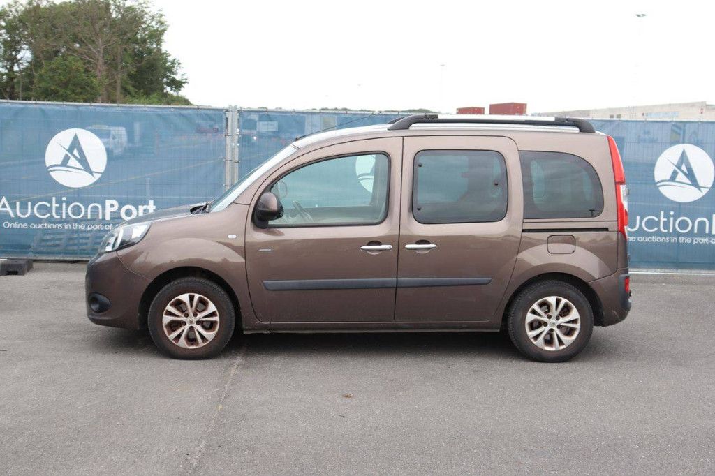 Renault Kangoo Pkw Benzin 115 PS 2015 (Margin)