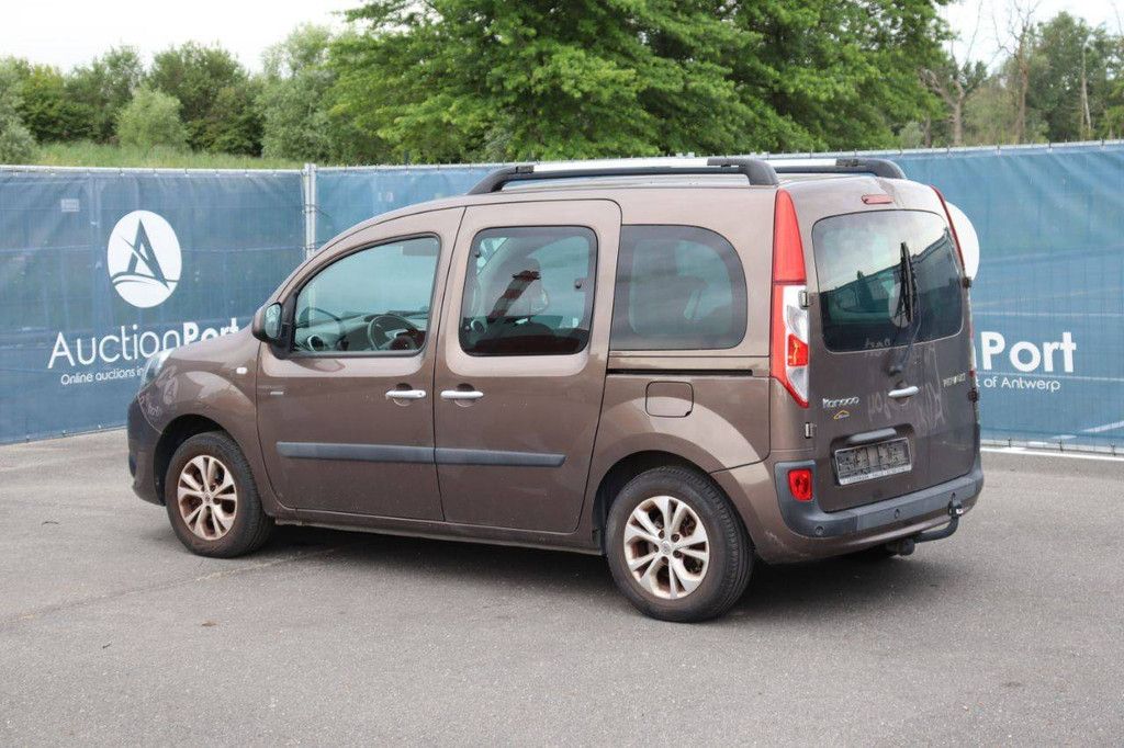 Renault Kangoo Pkw Benzin 115 PS 2015 (Margin)