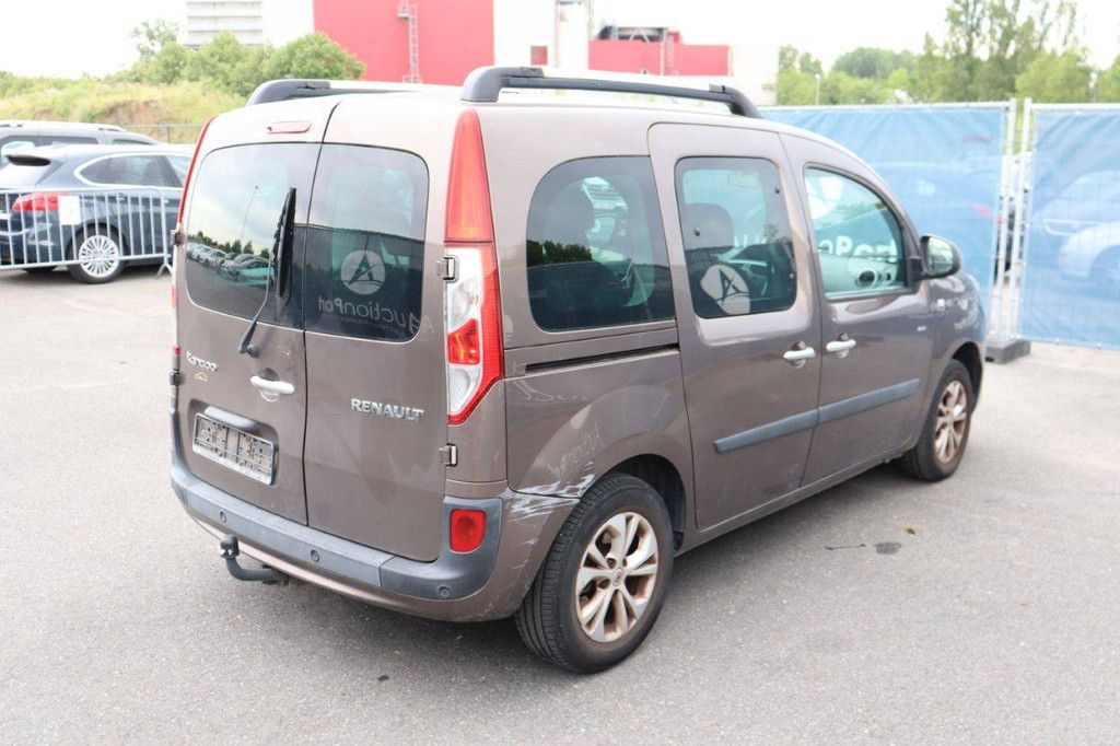 Renault Kangoo Pkw Benzin 115 PS 2015 (Margin)