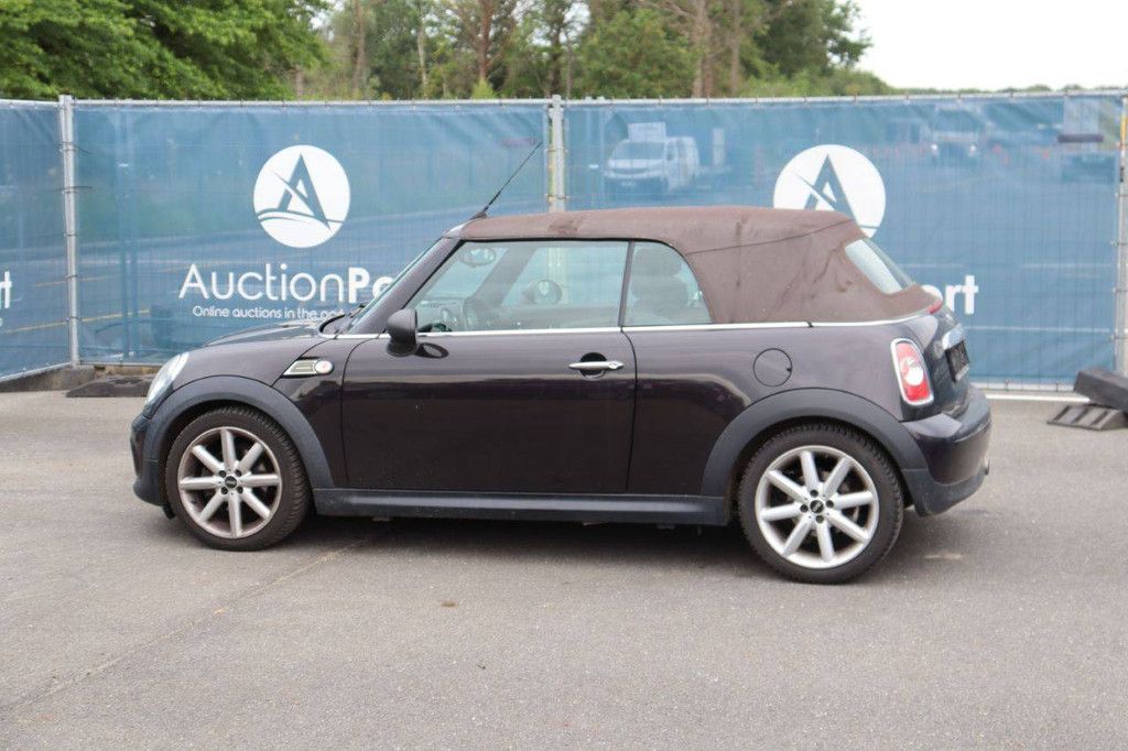 Pkw Mini Mini Cabriolet Benzin 98 PS 2015 (Marge)