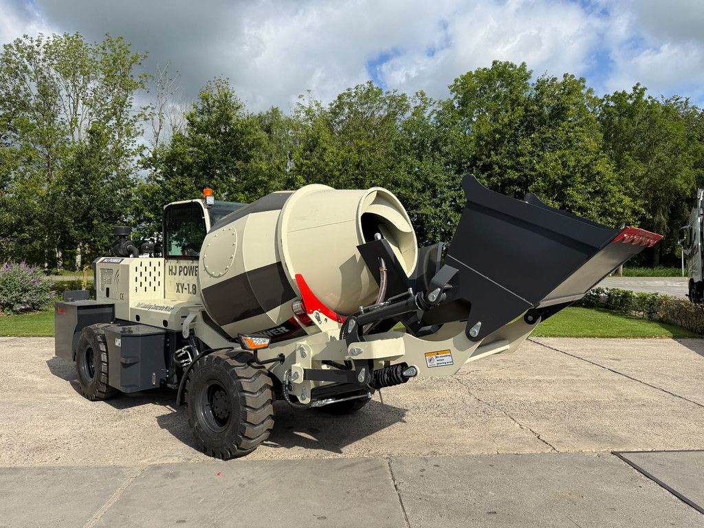 HJ Power Beton molen HJ power XY 1.8 Self loading concrete mixer NIEUW