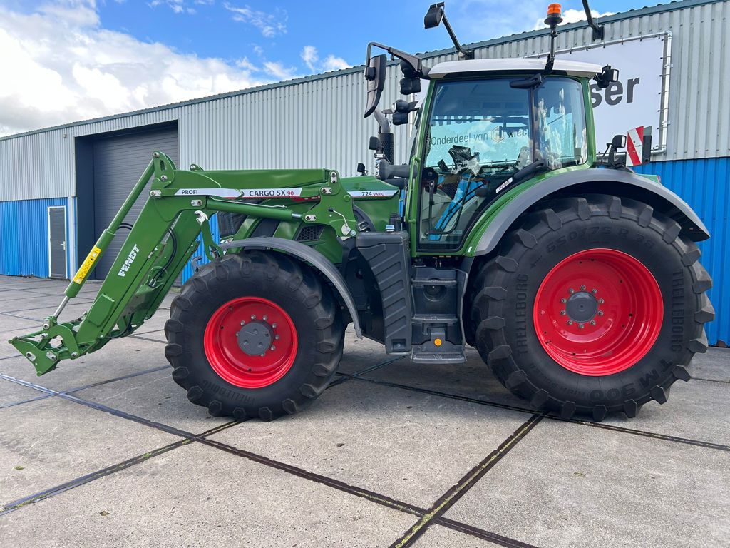 Fendt 724 vario Gen6 Profi + Cargo 5X90