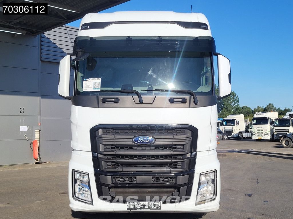 Ford F-Max 500 4X2 2xTanks Navi