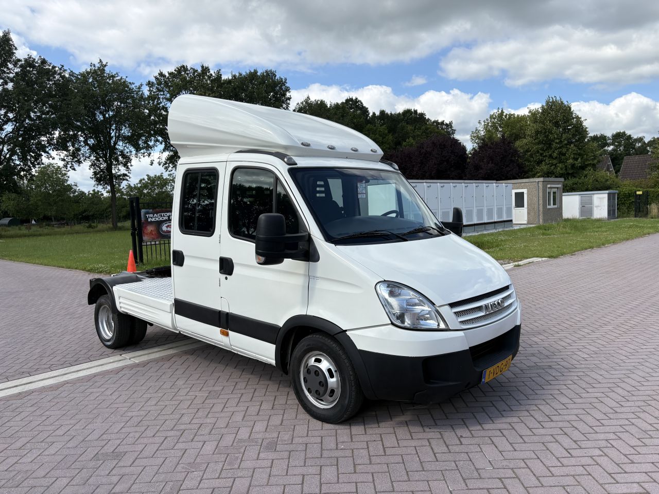 Be Trekker N1 iveco daily 35C15 7.5 Ton(37)