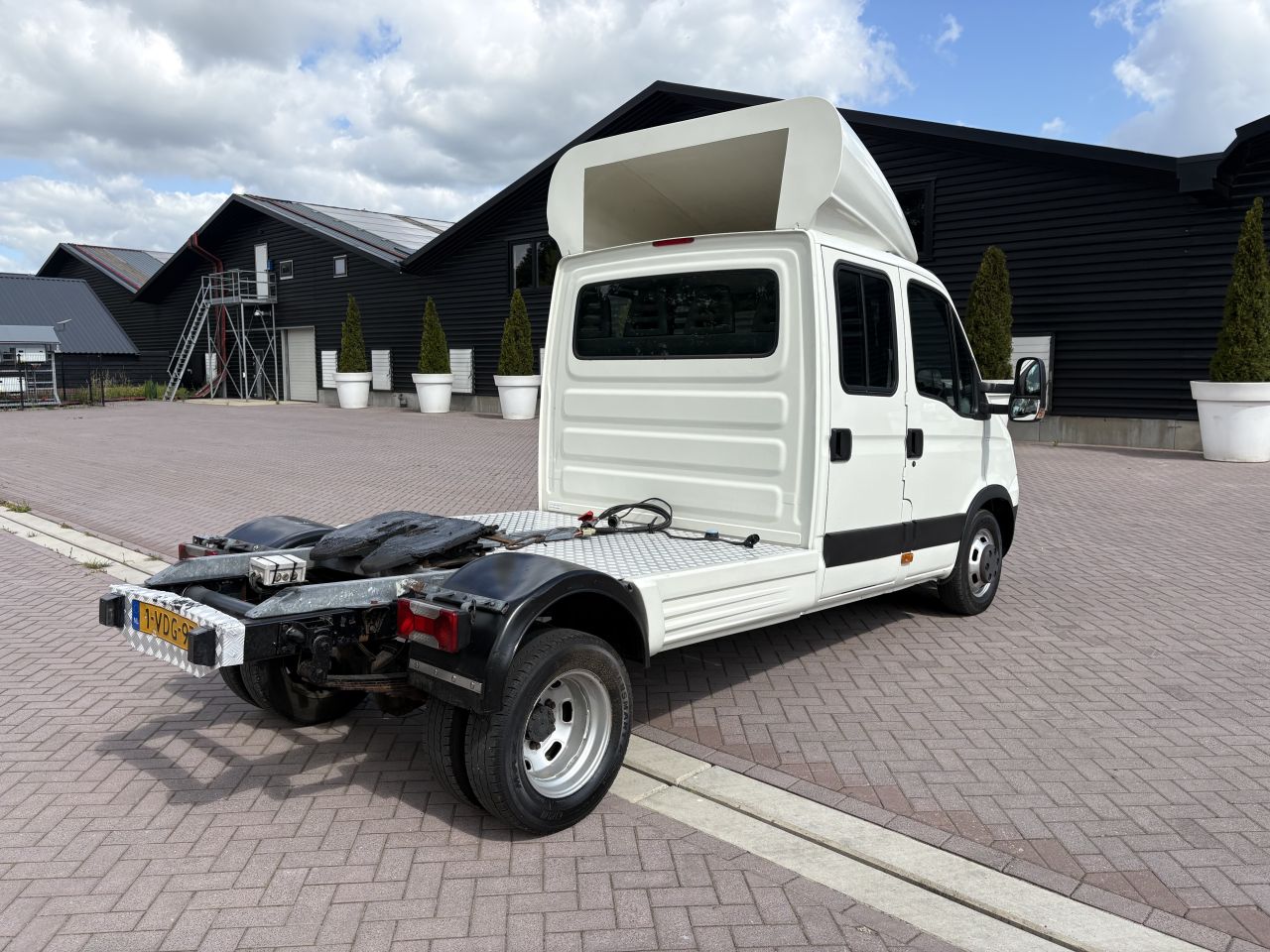 Be Trekker N1 iveco daily 35C15 7.5 Ton(37)
