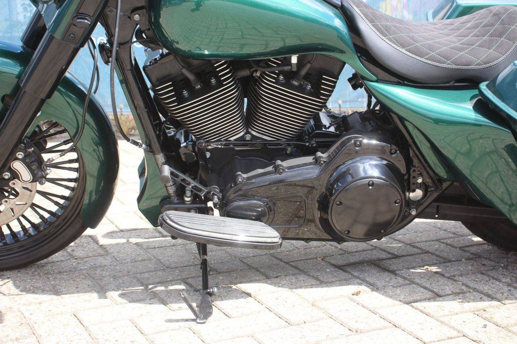 Motorrad Harley-Davidson Twin Cam Benzin 2007