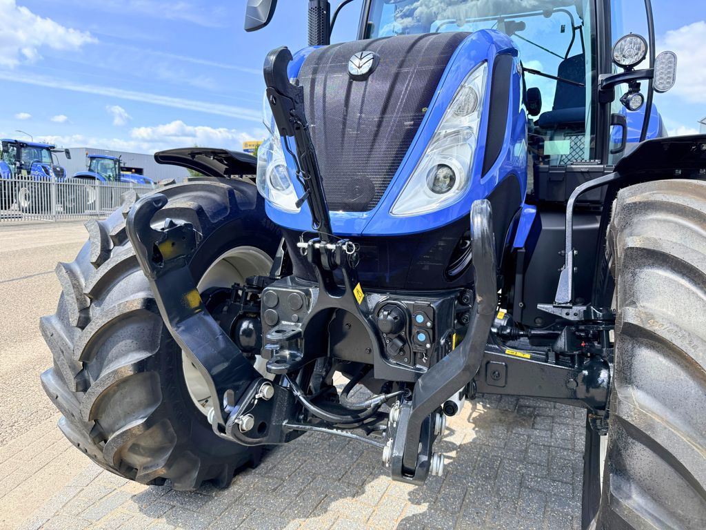 New Holland T5.140 AC Stage V