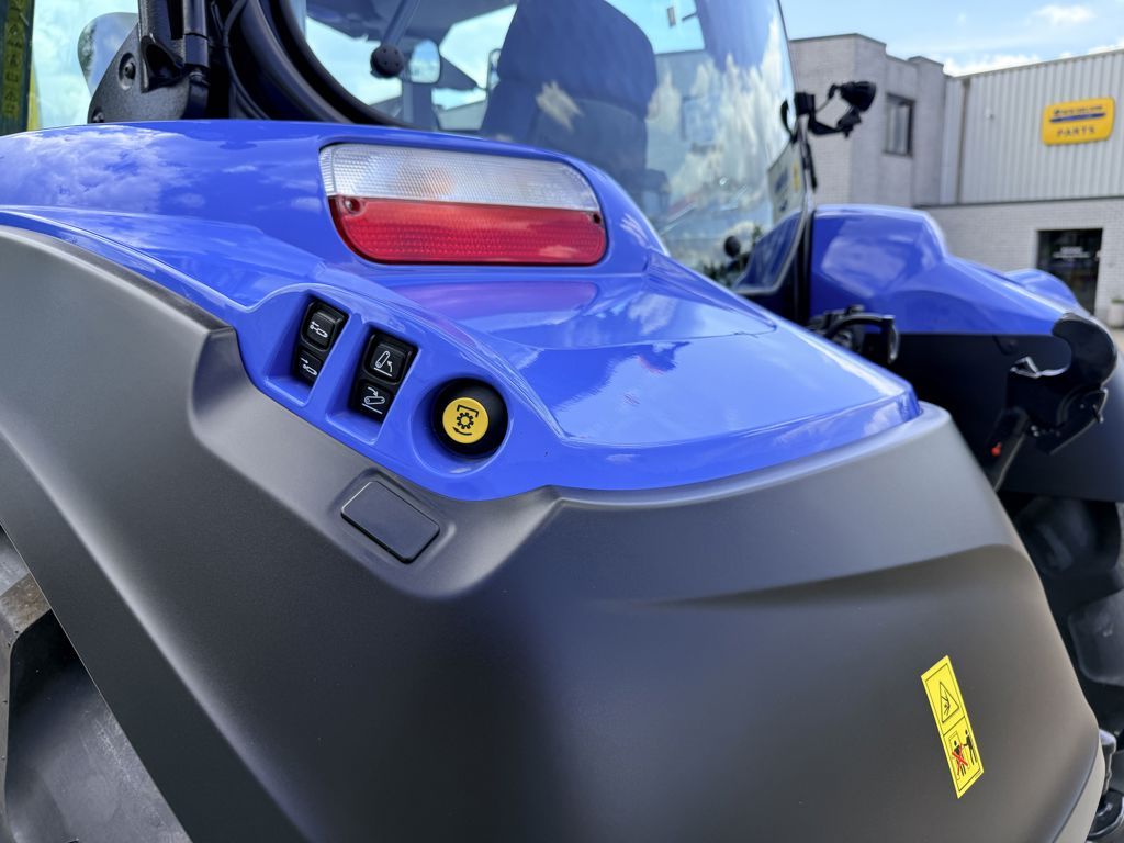 New Holland T5.140 AC Stage V