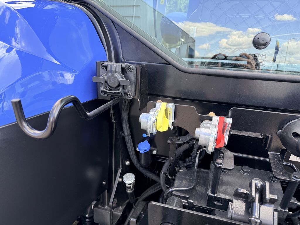 New Holland T5.140 AC Stage V