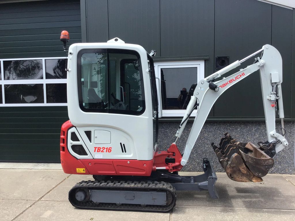 Takeuchi TB216 Verkocht