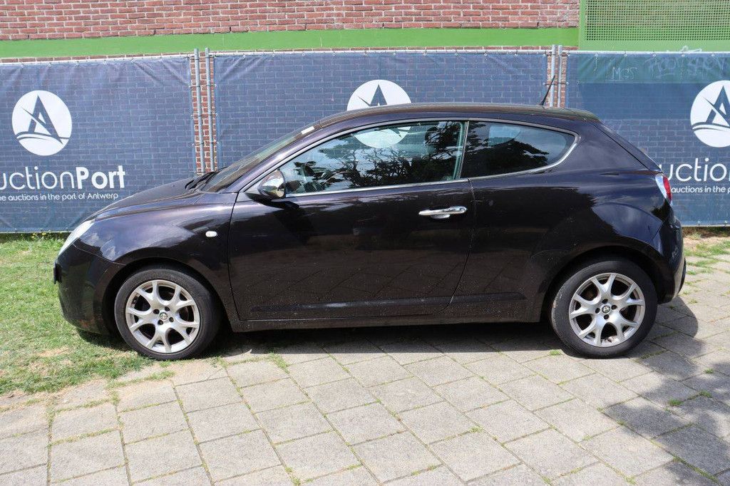Passenger car Alfa Romeo MITO Petrol 105hp 2010