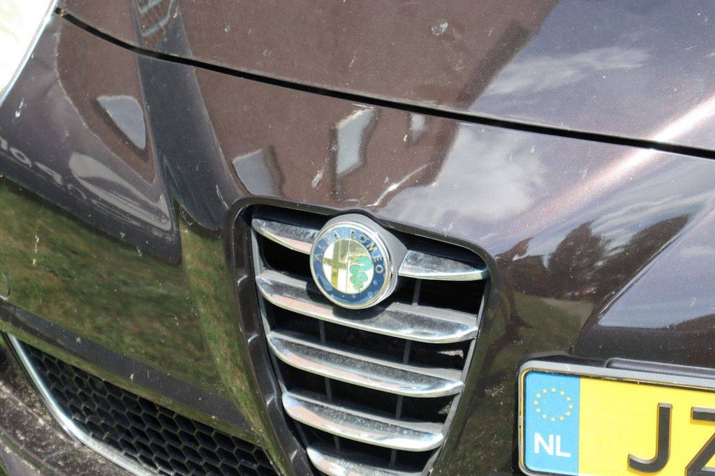 Passenger car Alfa Romeo MITO Petrol 105hp 2010