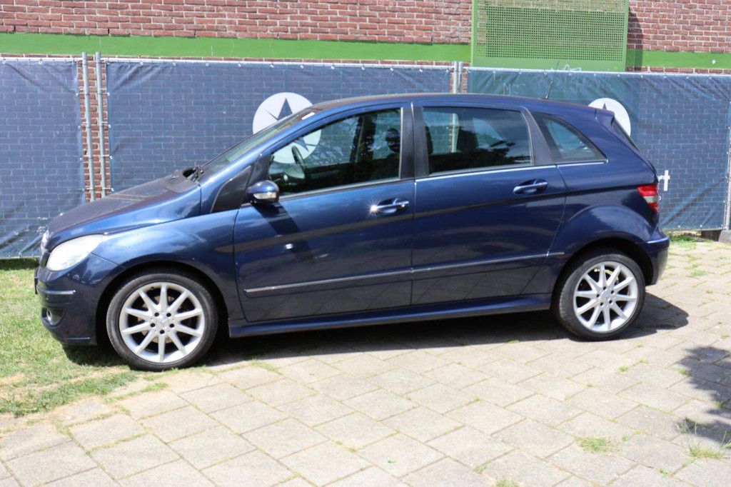 Pkw Mercedes-Benz B 200 Benzin 2007