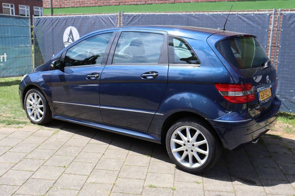 Pkw Mercedes-Benz B 200 Benzin 2007