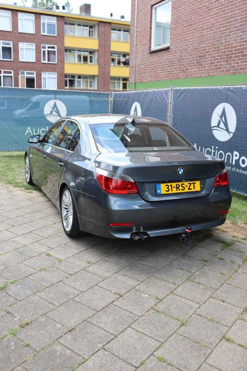 Passenger car BMW 5 Series Petrol 170 hp 2004