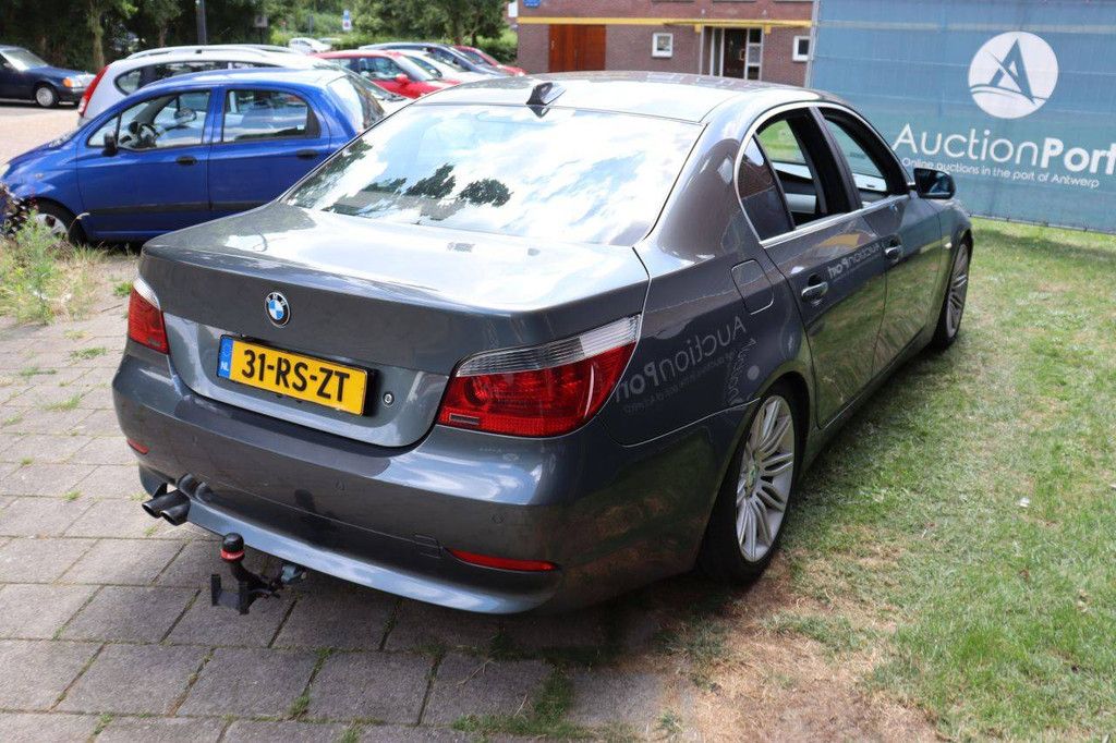 Passenger car BMW 5 Series Petrol 170 hp 2004