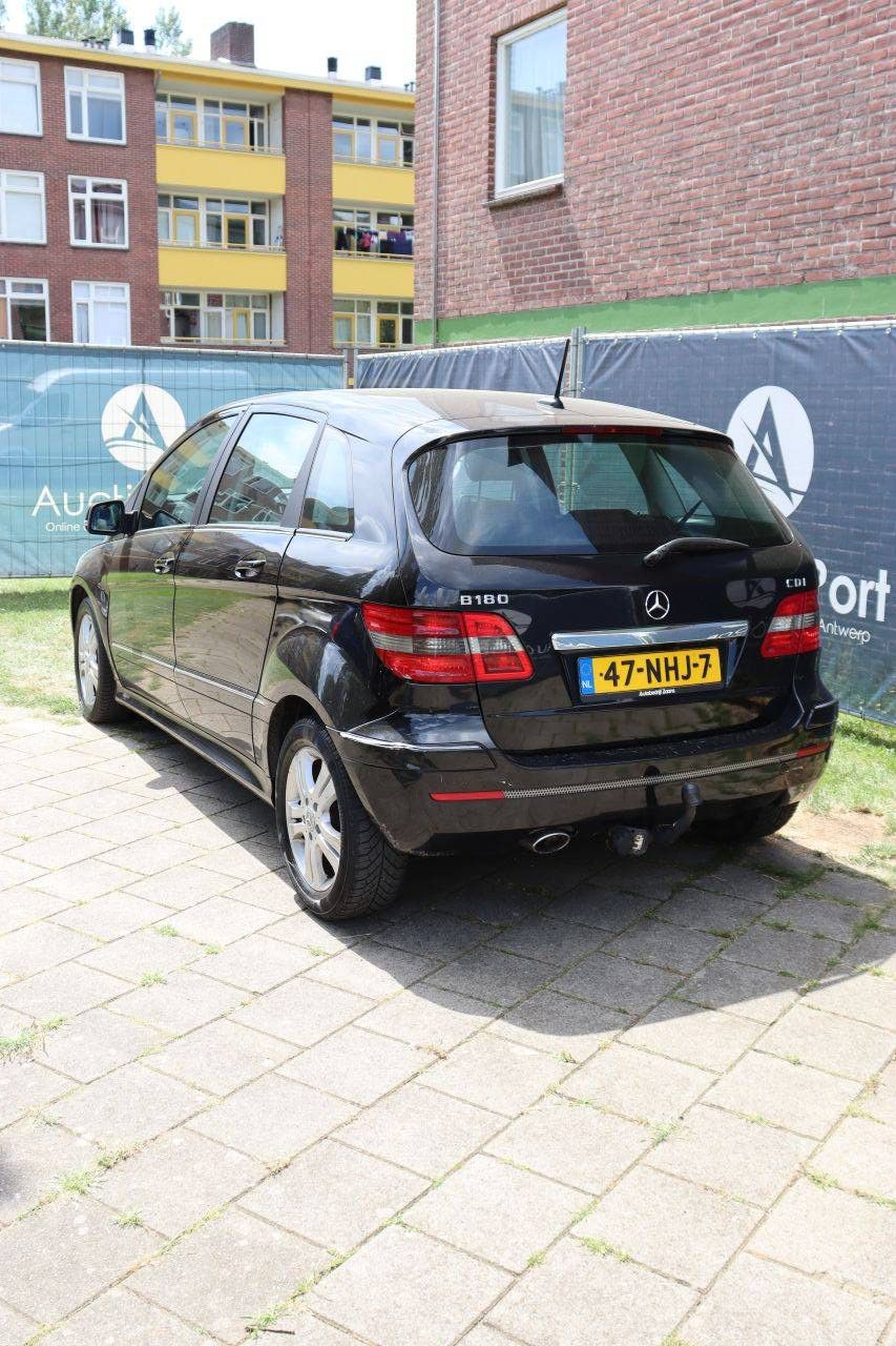 Pkw Mercedes-Benz B 180 CDI Diesel 109 PS 2010