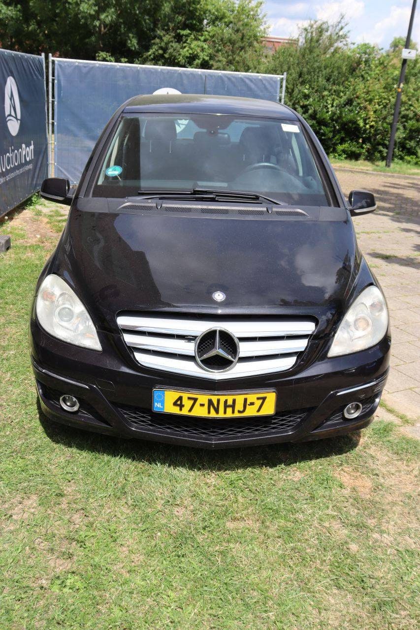 Pkw Mercedes-Benz B 180 CDI Diesel 109 PS 2010