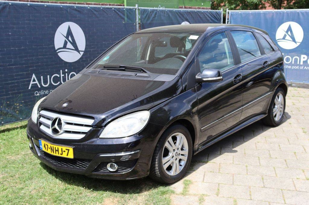 Pkw Mercedes-Benz B 180 CDI Diesel 109 PS 2010