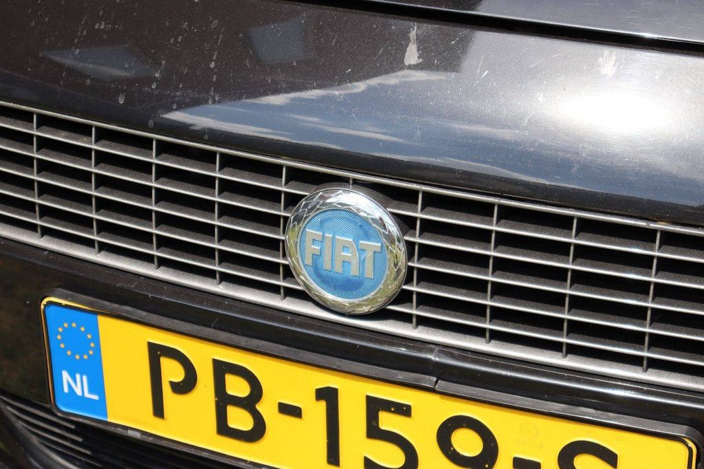 Pkw Fiat Punto Benzin 95 PS 2007