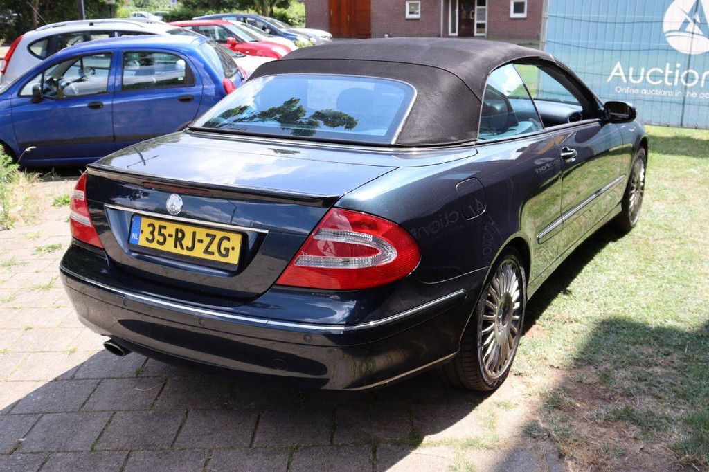 Mercedes-Benz CLK 200 Kompressor Petrol 163hp 2005 Convertible