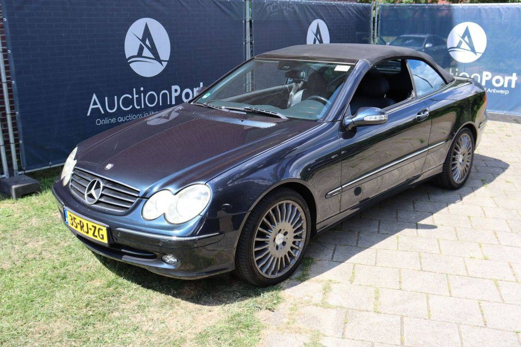 Mercedes-Benz CLK 200 Kompressor Petrol 163hp 2005 Convertible