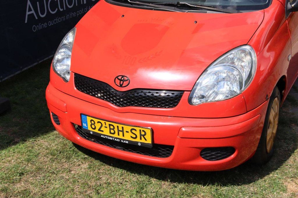 Toyota Yaris Verso 1.3 Van ATM Benzin 86 PS 2003 Transporter