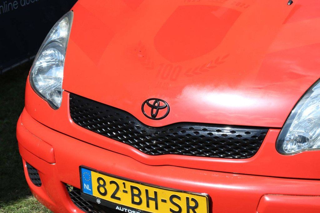 Toyota Yaris Verso 1.3 Van ATM Benzin 86 PS 2003 Transporter