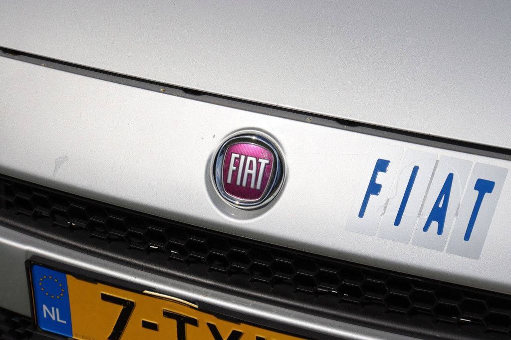 Pkw Fiat Punto Benzin 101 PS 2014