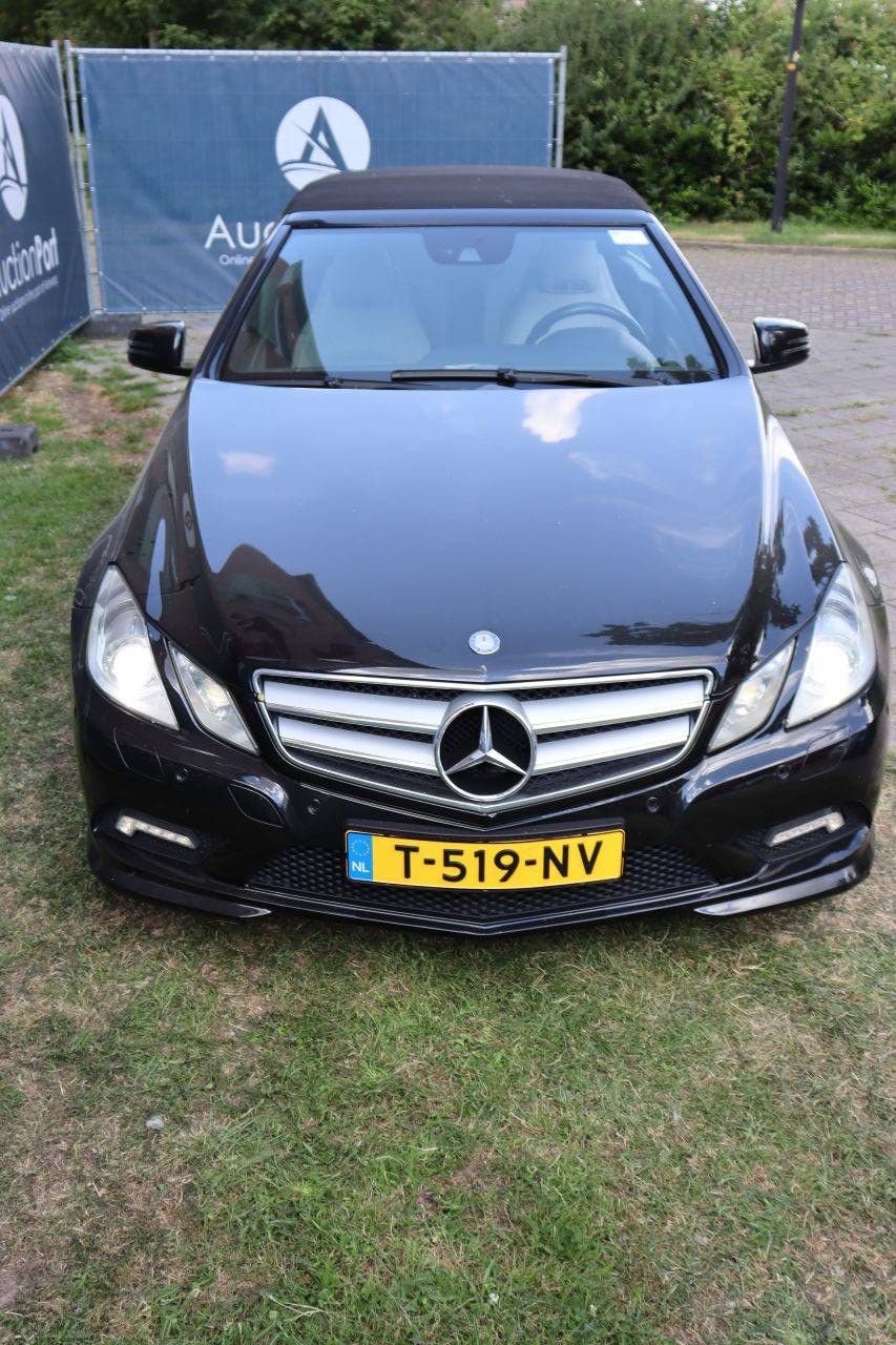 Convertible Mercedes-Benz E 220 CDI Diesel 163hp 2010