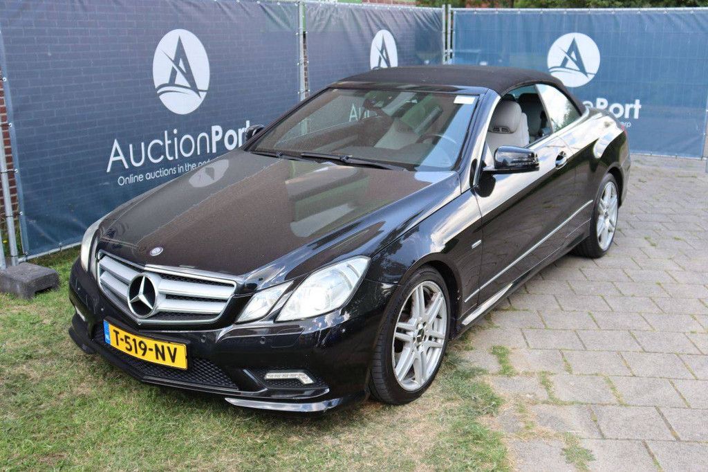 Convertible Mercedes-Benz E 220 CDI Diesel 163hp 2010